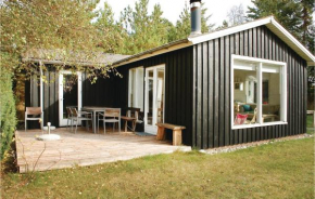 3 Bedroom Stunning Home In Knebel in Knebel